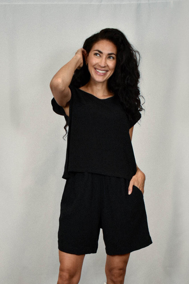 The Breezy Short - Solid